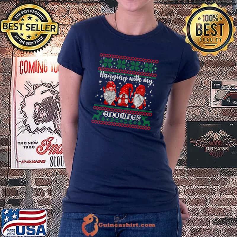 Top hanging With My Gnomies God Jul Gnome Xmas Santa Christmas T-Shirt