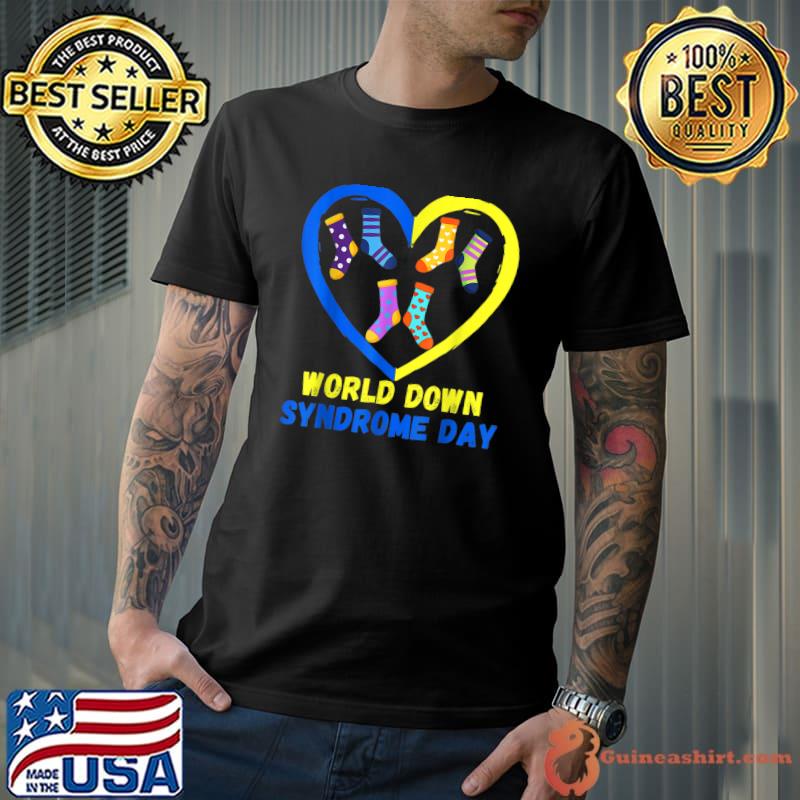 Blue Yellow Heart 21 World Down Syndrome Awareness Day 2022 T-Shirt