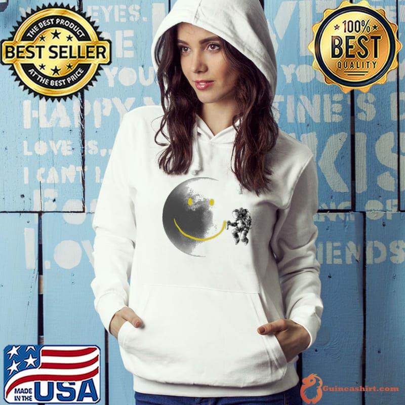 Make a smile moon astronaut Hoodie