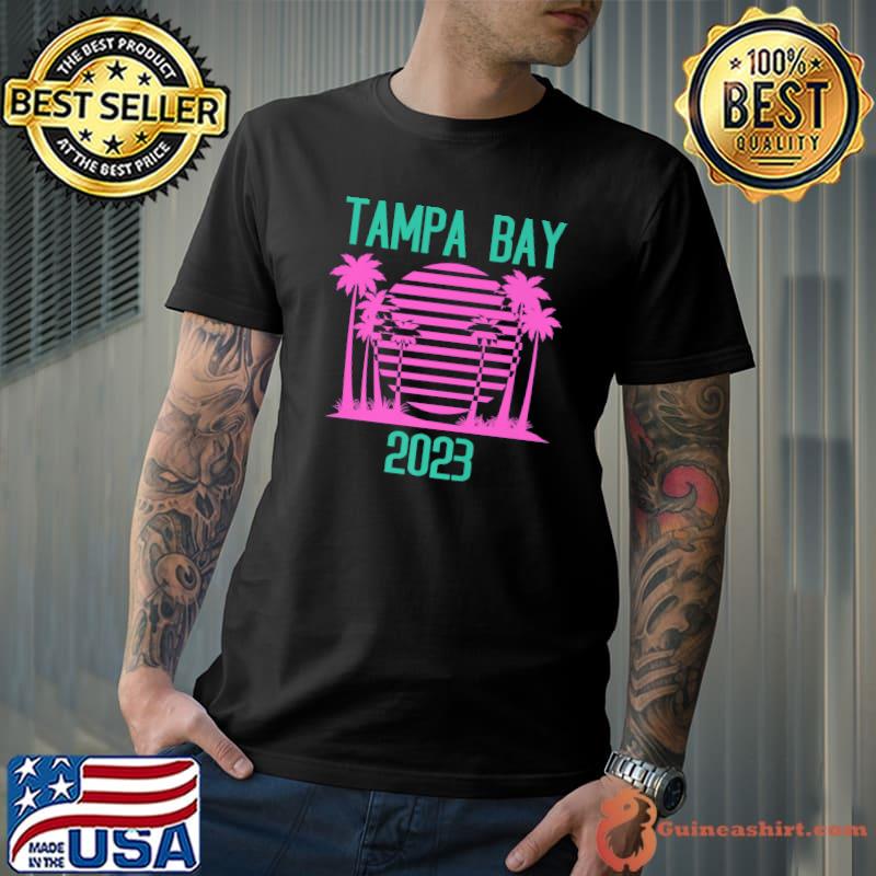 Tampa Bay 2023 Family Vacation Palms Tree Vintage Sunset T-Shirt