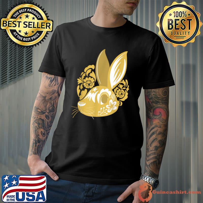 Chinese new year 2023 happy rabbit with flowers and daisies T-Shirt