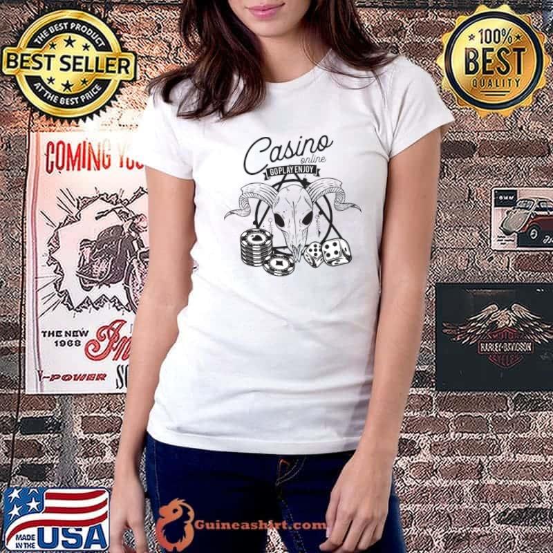 Casino online goplay enjoy decor template bull skull dices sketch T-Shirt