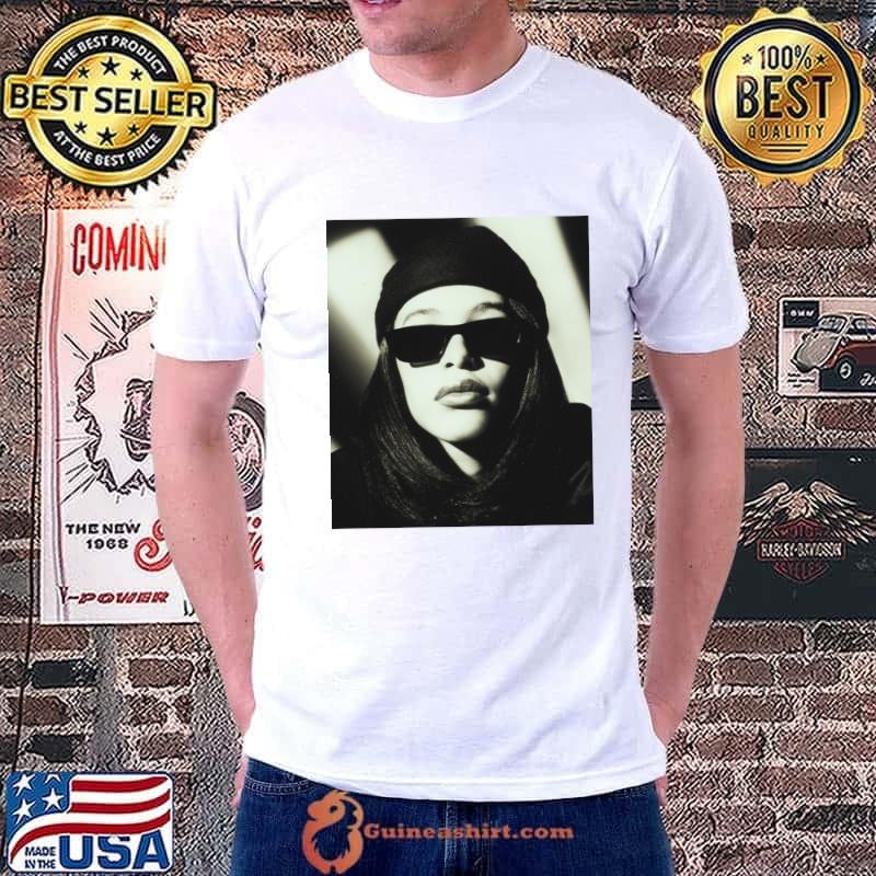 Aaliyah Black Glasses American singer and actress T-Shirt