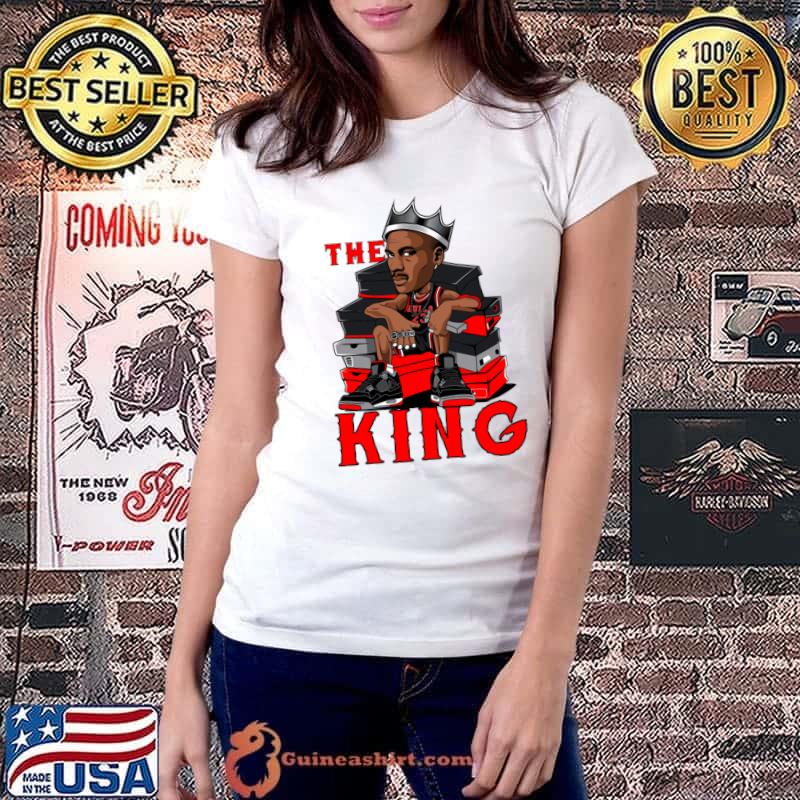 The King Michael Jordan 23 Basketball Jordan Shoes T-Shirt Ladiestee