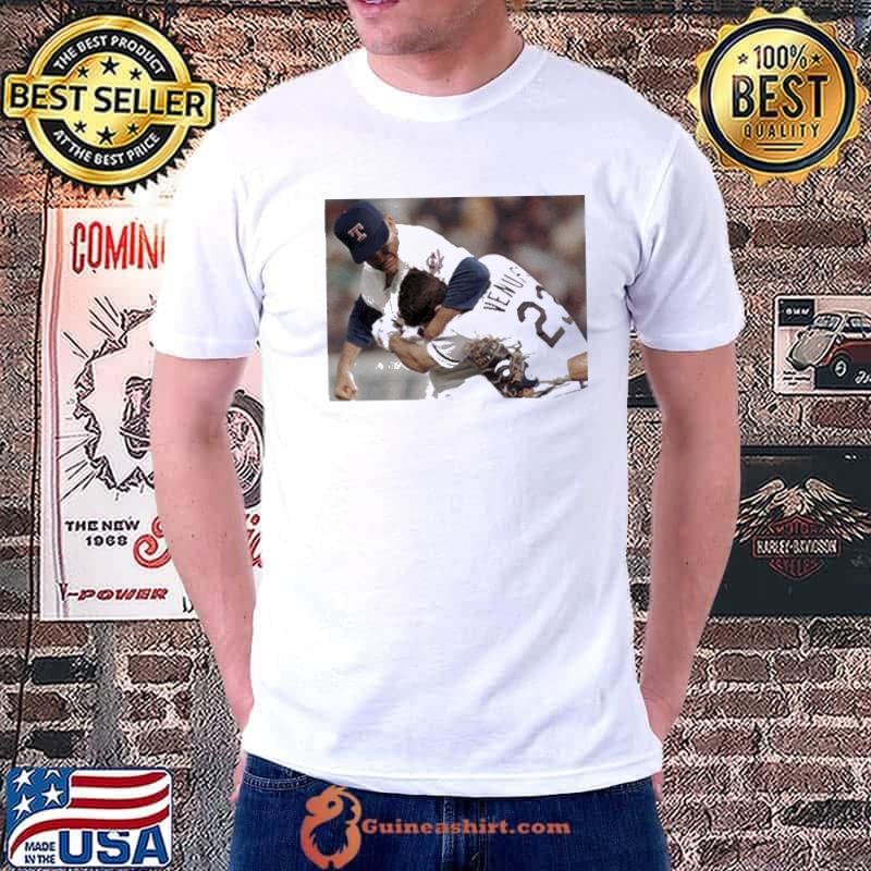 Nolan Ryan Fight With Robin Ventura Premium T Shirt in Mens 