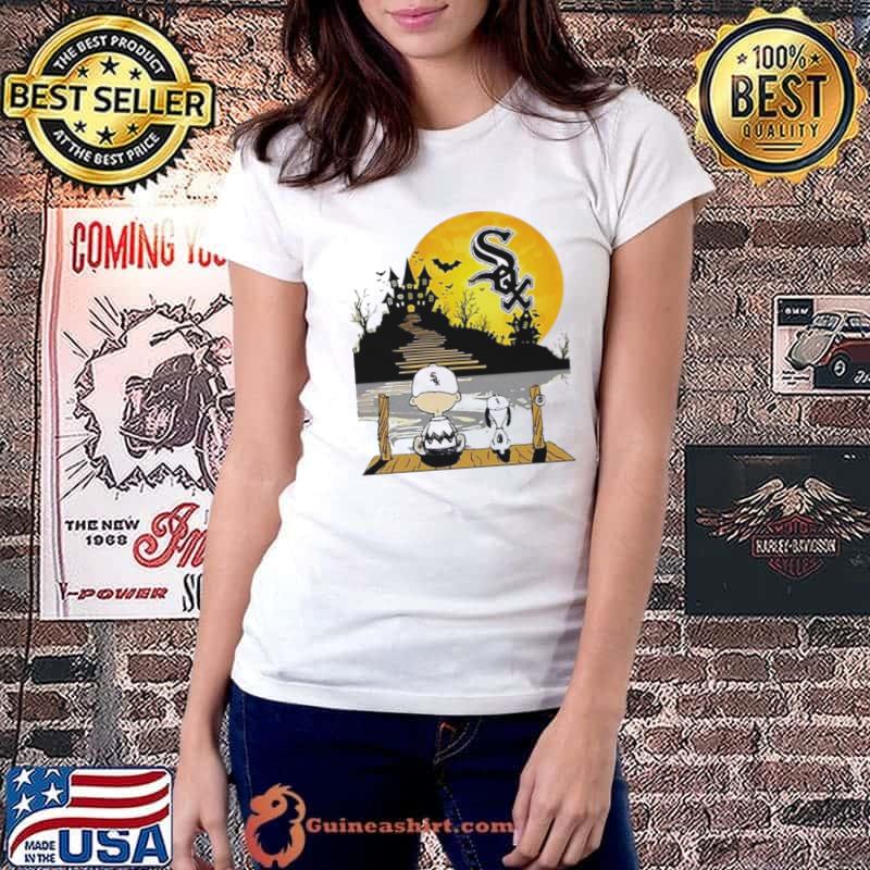 Official Snoopy Charlie brown sit under moon Chicago Cubs halloween T-shirt,  hoodie, tank top, sweater and long sleeve t-shirt