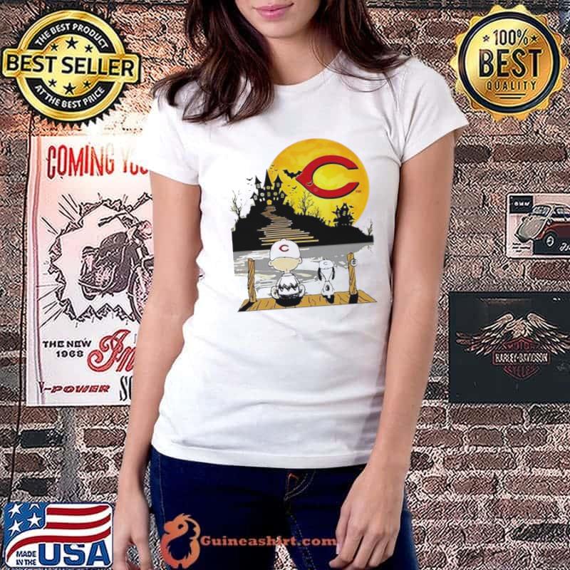 Chicago White Sox Snoopy and Charlie Brown Sit Under Moon Peanuts Halloween  shirt, hoodie, sweater, long sleeve and tank top