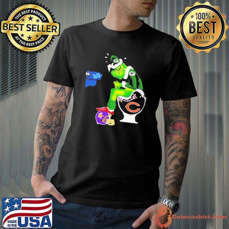 Unostyles Fashion LLC on X:  The Grinch Green Bay  Packers Shitting On Toilet Chicago Bears And Other Teams 2023 Shirt   / X