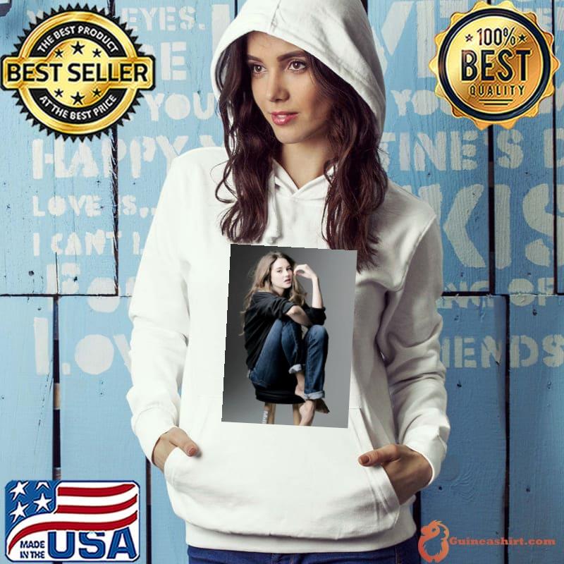 Shailene Woodley s Hoodie