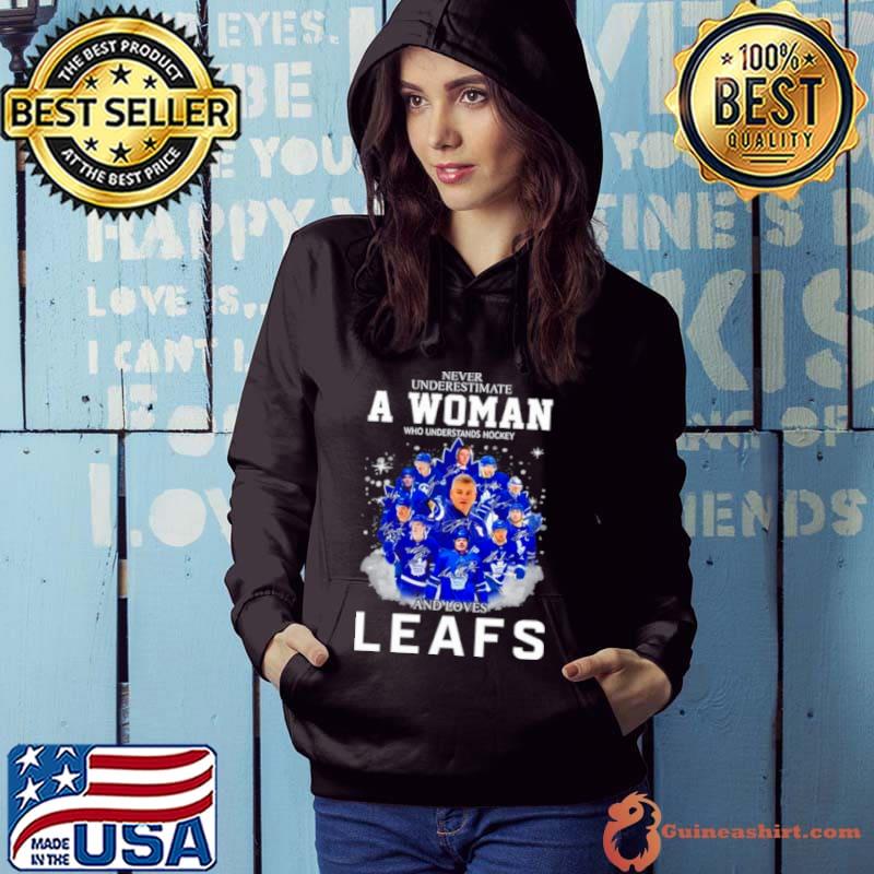 Never underestimate a woman who understands Hockey and love Toronto Maple Leafs 2023 signatures s Hoodie