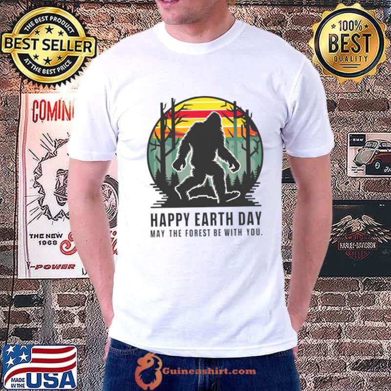 Happy earth day may the forest be with you bigfoot vintage T-Shirt