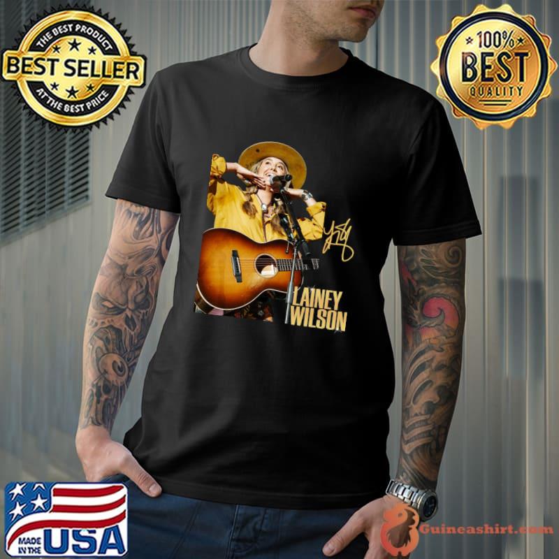 Lainey Wilson Signature Smile Woman And Beautiful T-Shirt Unisex