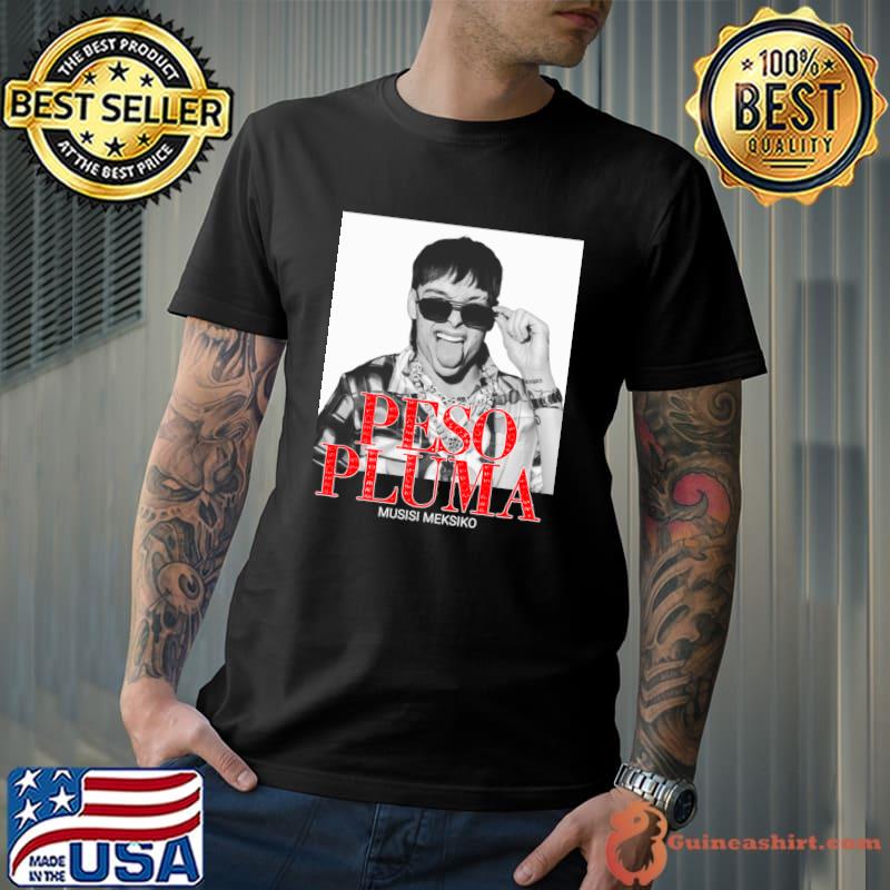Official mexican singer peso pluma play the guitar during T-Shirt