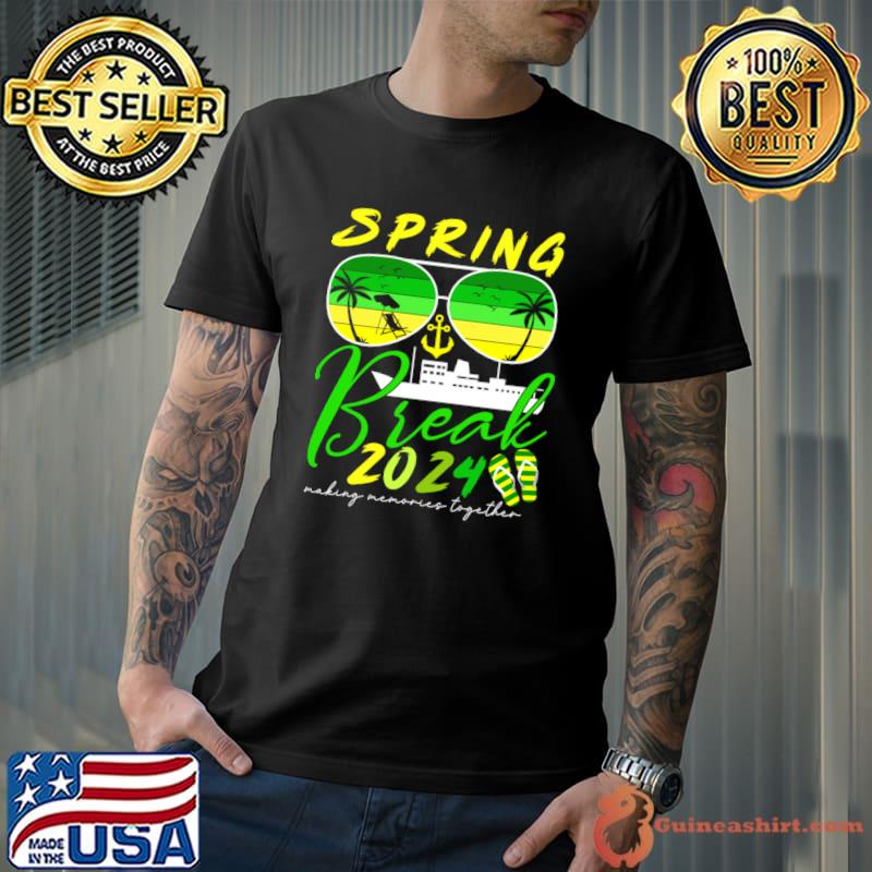 Spring Break 2024 Making Memories Together Sunglasses Vintage T-Shirt
