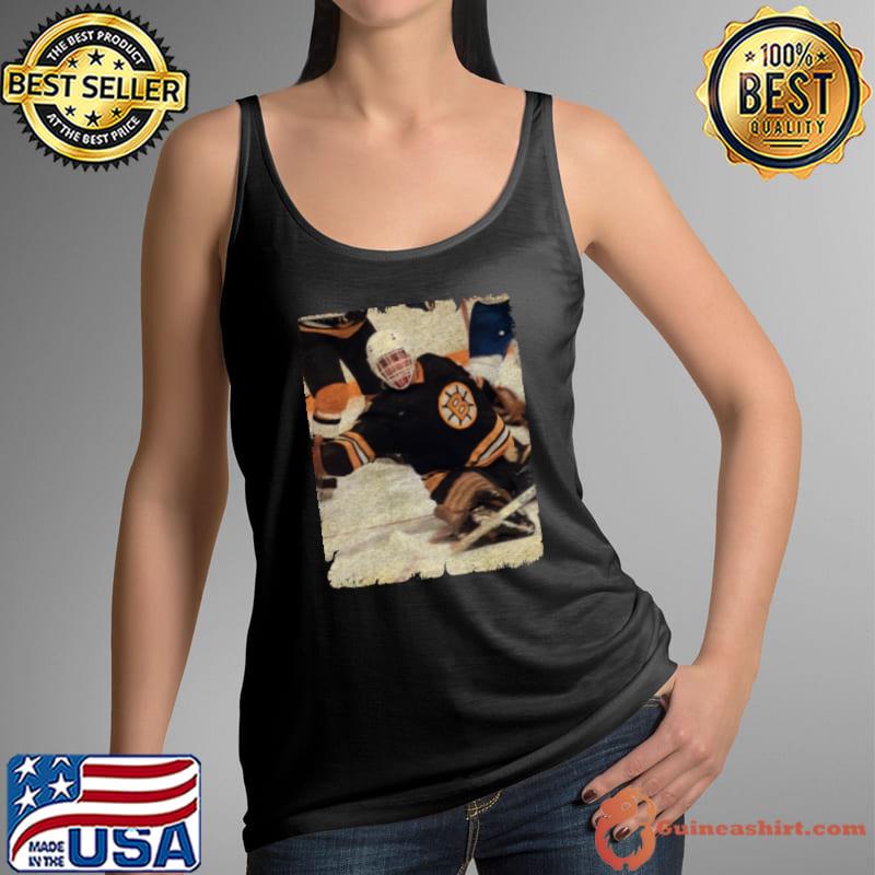 Mike Moffat 1982 in Boston Bruins (18 GP) Hockey T-Shirt