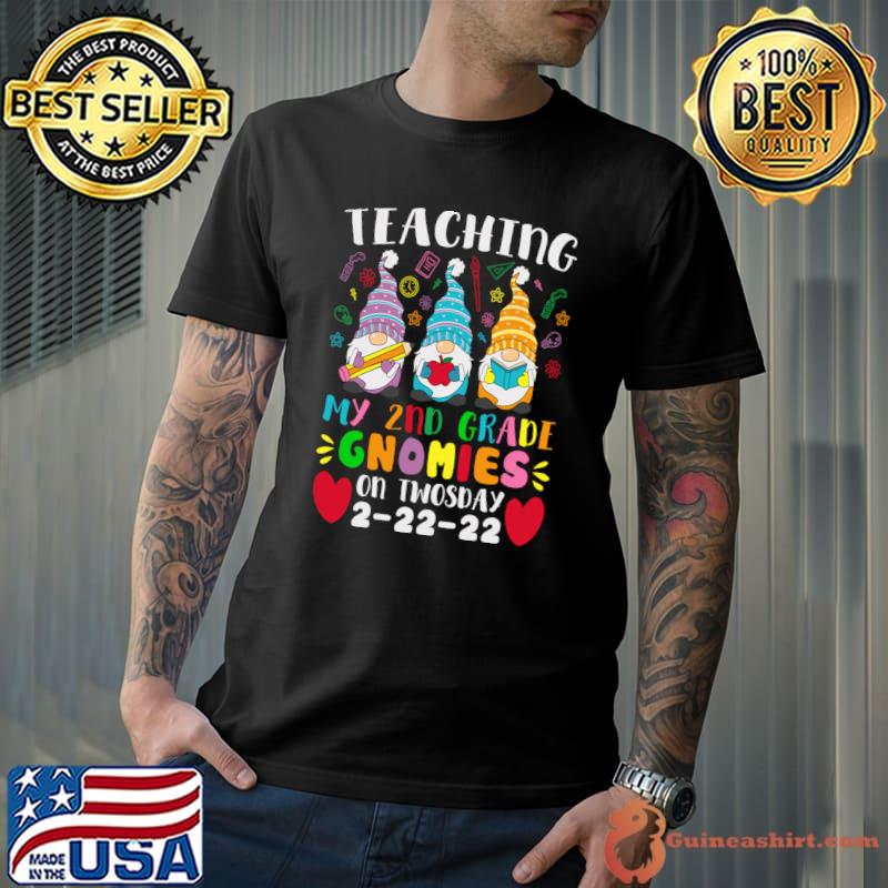 Teaching 2nd Grade On Twosday Illustration Gnomes T-Shirt Unisex