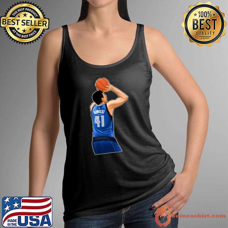 Dirk Nowitski #41 Shoots German former professional basketball player T-Shirt