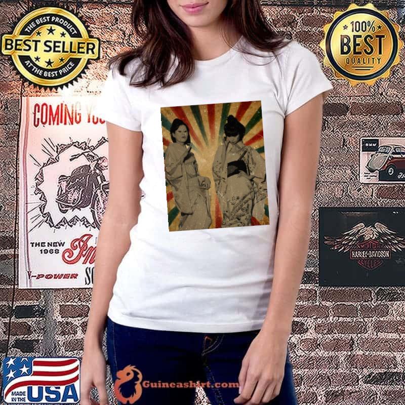 Kimono My House 1974 The third studio album by American rock band T-Shirt