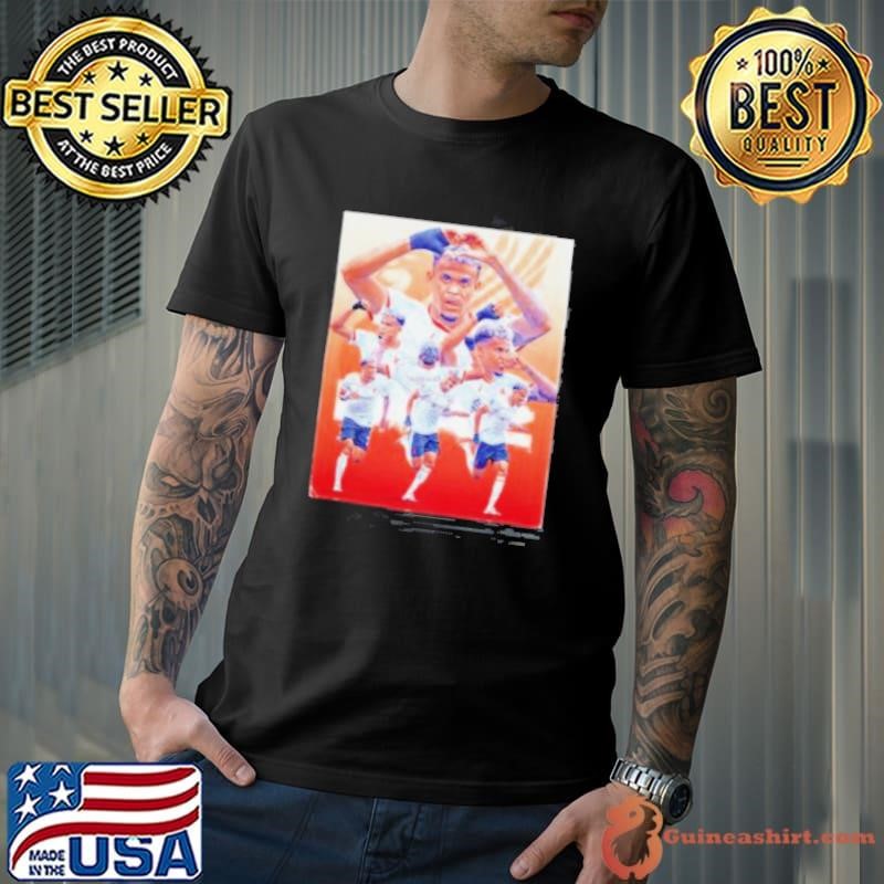 Liverpool Luis Diaz at the double graphic shirt