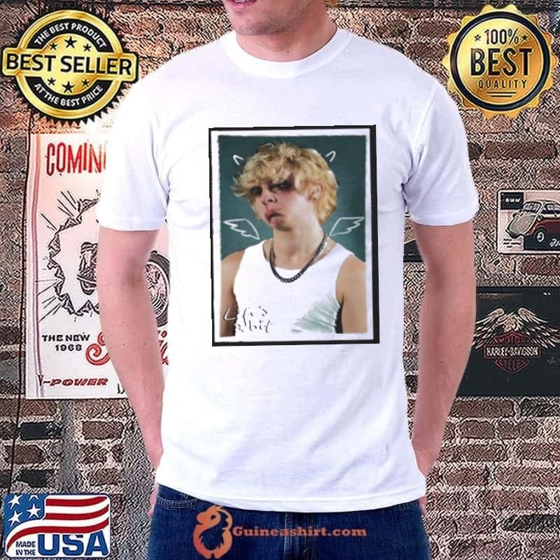 Noahfinnce merch noahfinnce merch life’s a bit portrait Unisex