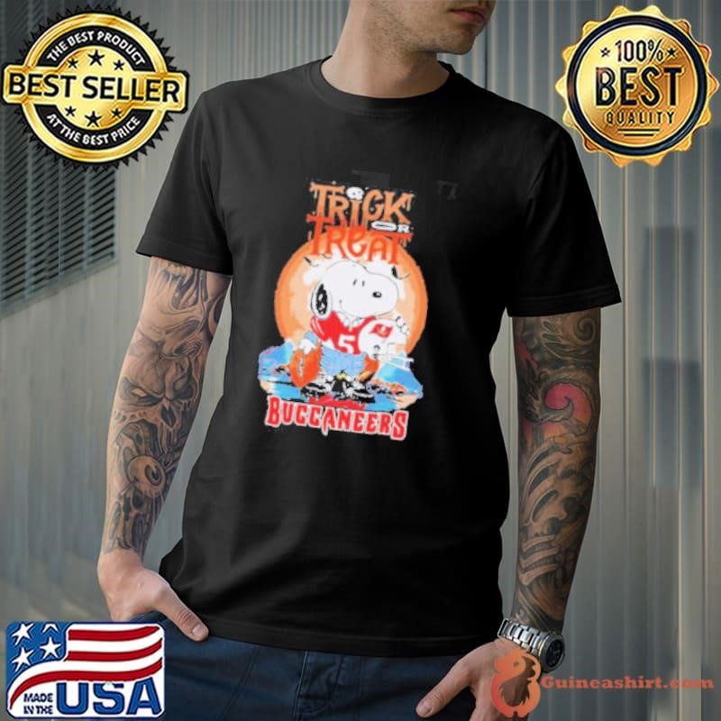 Trick Treat Snoopy Teams Tampa Bay Buccaneers Halloween Shirt