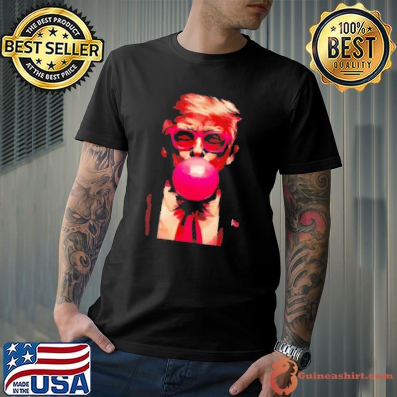 Anthony Raimondi wearing the Trump bubble gum Shirt