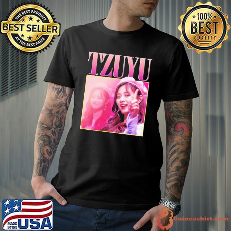 Tzuyu Taiwanese singer based in South Korea T-Shirt